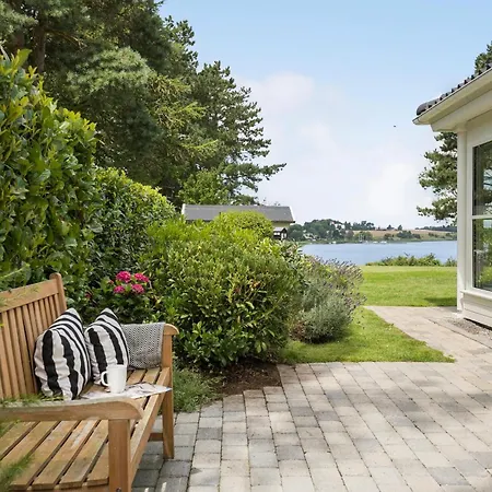 Dom wakacyjny Cozy In With Wifi